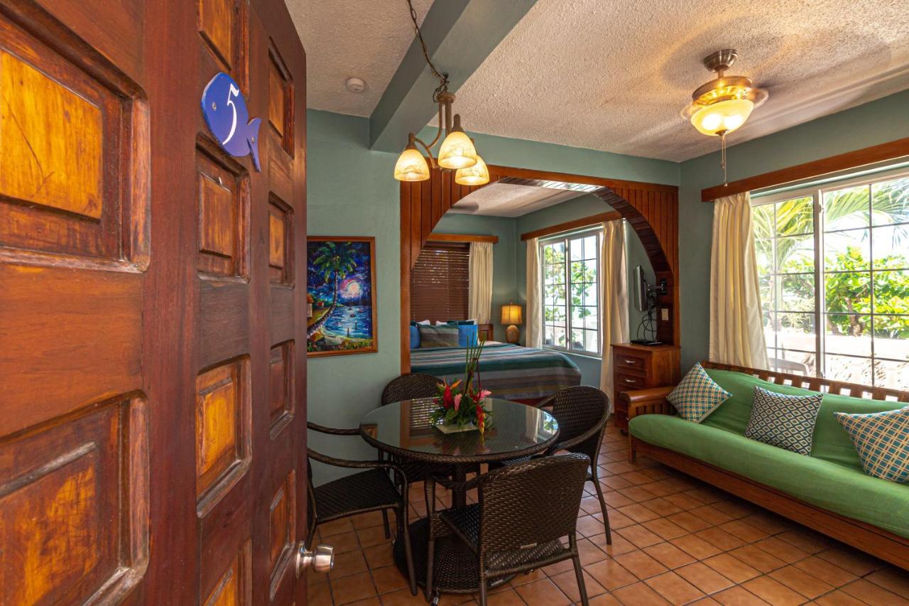 Blue Tang Inn San Pedro  Zewnętrze zdjęcie